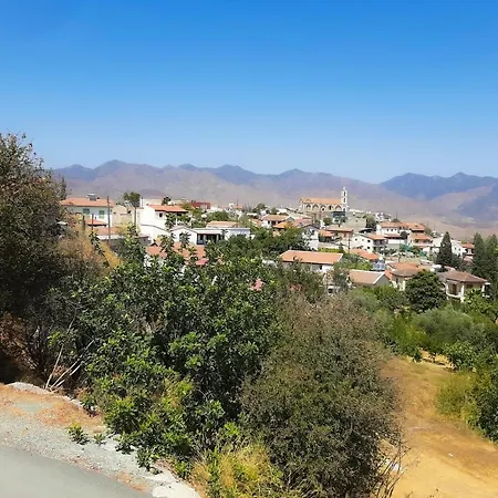 - 2 Bedroom With Pool, Sleeps 6