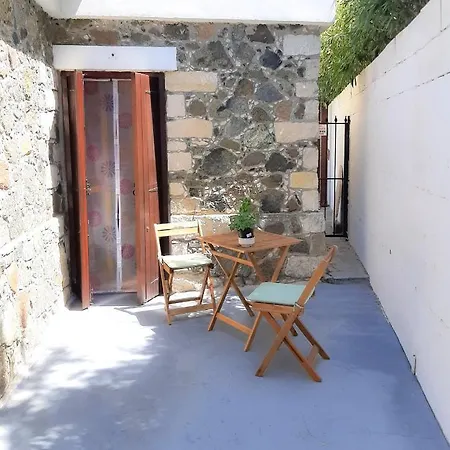 - 2 Bedroom With Pool, Sleeps 6 * Kellaki
