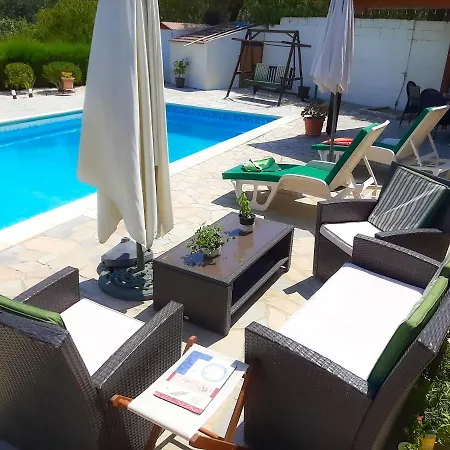 - 2 Bedroom With Pool, Sleeps 6 * Kellaki