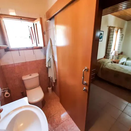 - 2 Bedroom With Pool, Sleeps 6