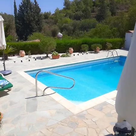 - 2 Bedroom With Pool, Sleeps 6 Feriehus